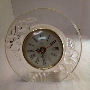 Vintage Elegance Mantle Clock Clear Floral Design Tested Working